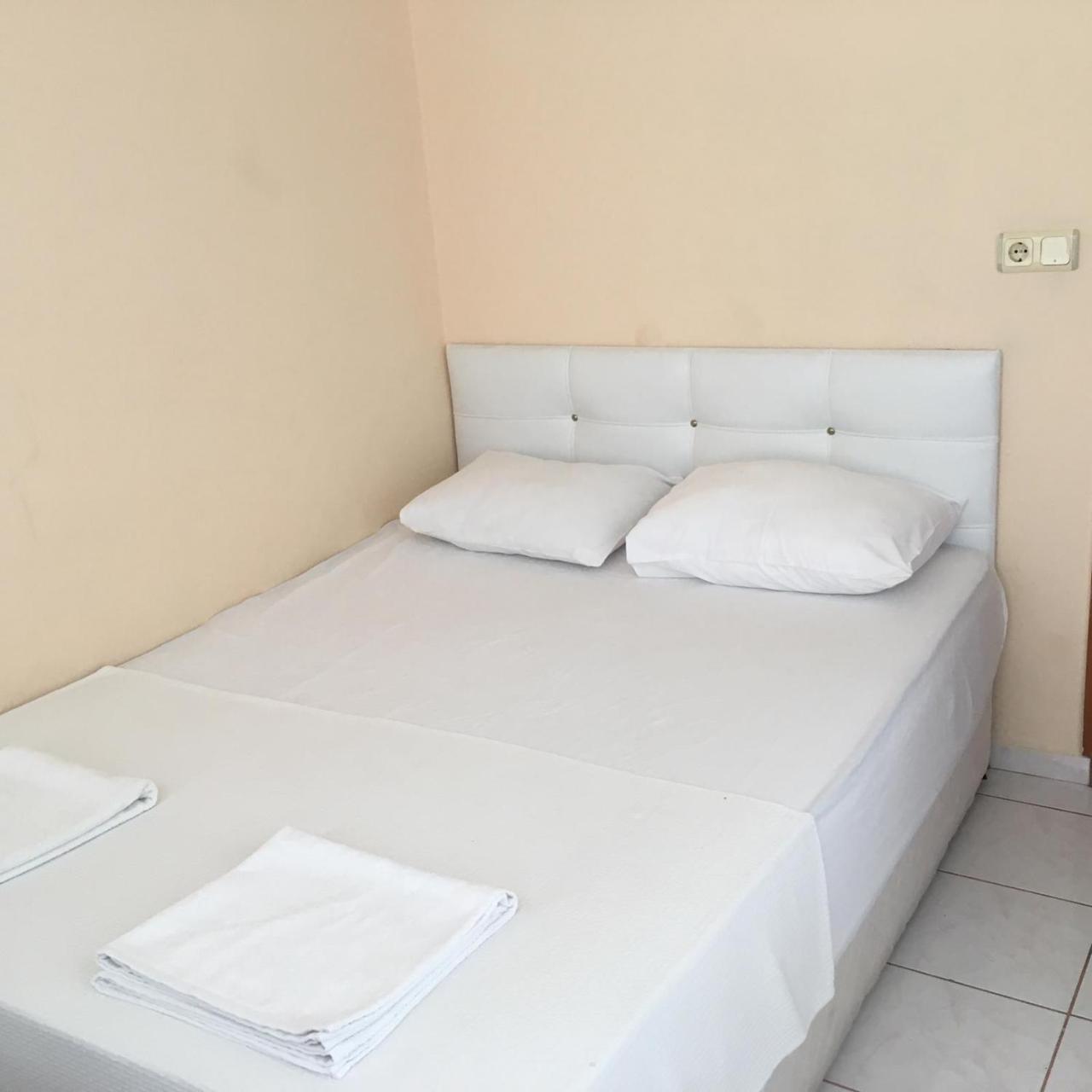 Oeznur Apart Otel Side Bagian luar foto