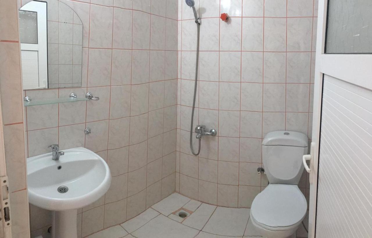 Oeznur Apart Otel Side Bagian luar foto